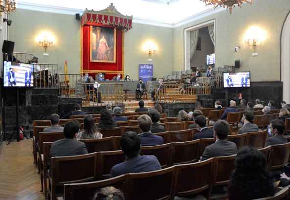 Acto de presentación de los trabajos desarrollados por la Cátedra iDanae 